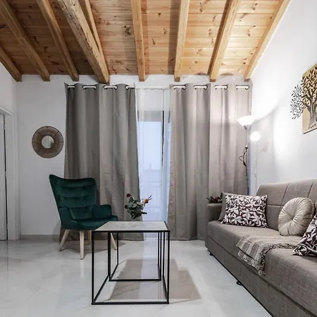 Phaedrus Living: Luxury Residences Cyan Skiathos Town